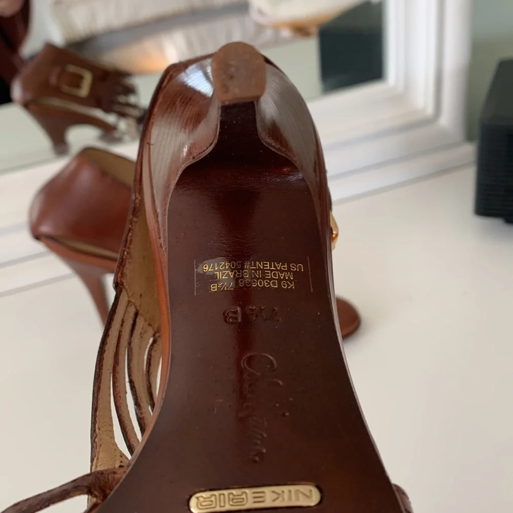 Nike Air bottom. Scrappy, comfy and sexy as hell - Picture 5 of 8